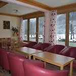 Hostel Jutel *