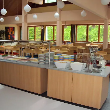 بيت شباب Jutel اوبرترون