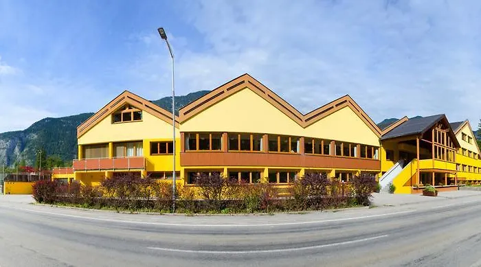 Jutel Hostel